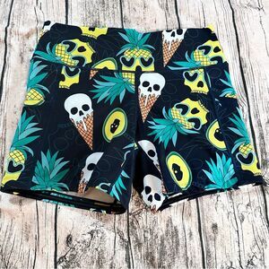 Constantly Varied Gear Tropical Skull Ice Cream Cone Tight Fit Shorts size L